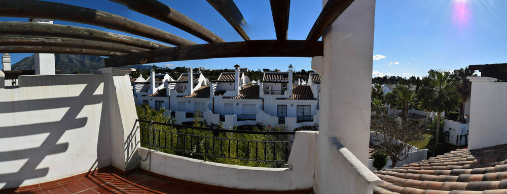 Apartamentos Y Casas Serinamar Marbella El Ángel Exterior foto